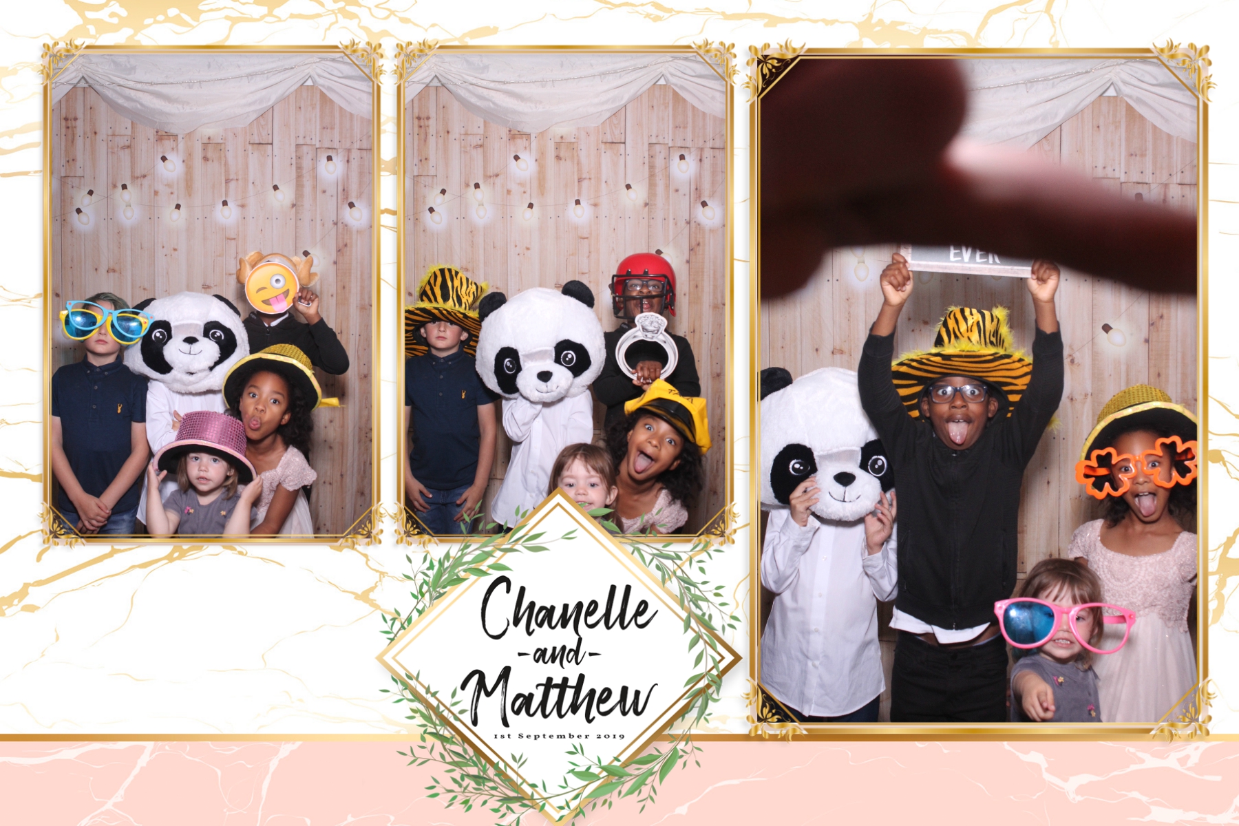 Chanelle and Matthew’s Wedding | View more photos from the event at gallery.blissbooth.co.uk/u/BlissBooth/Chanelle-and-Matthew’s-Wedding